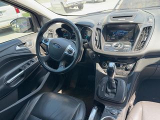 2015 Ford Escape Titanium - Interior Full Dashboard Image